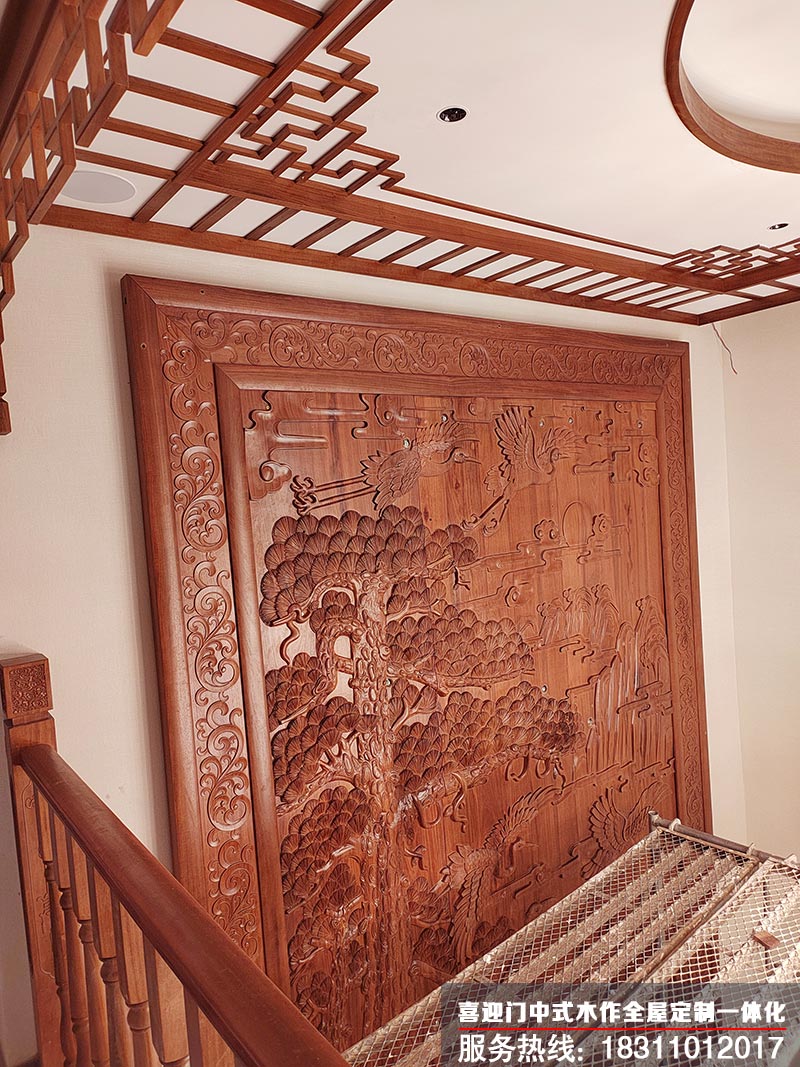 中式別墅裝修護墻板效果